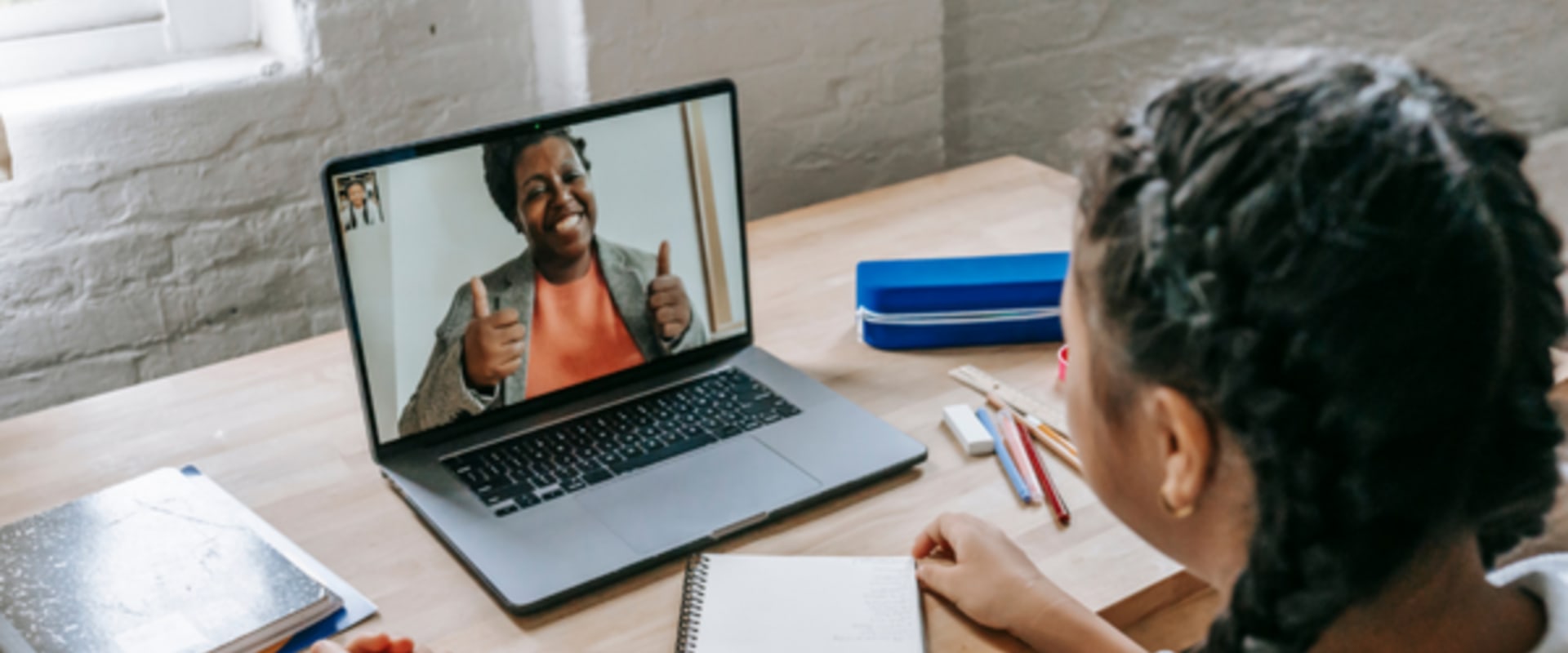Factors to Consider When Choosing an Online Tutoring Company