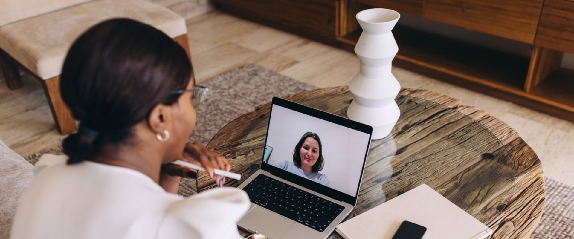 A Comprehensive Guide to Part-Time and Full-Time Online Tutoring Jobs